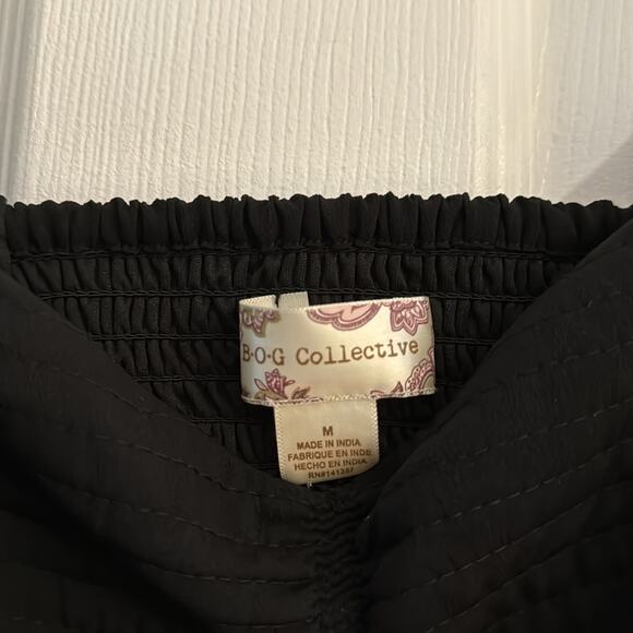 Bang of Gypsies Collective NWT Black long Sleeves Top with smocked back. - Picture 4 of 8